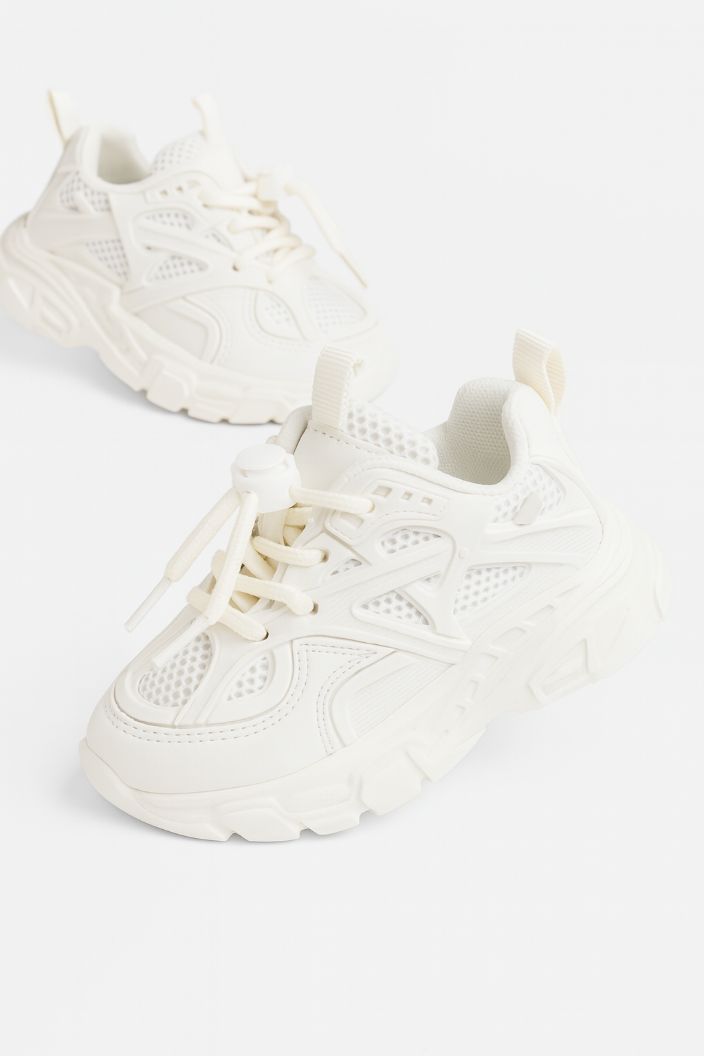 Saint London Studios Mini x White Bow Step